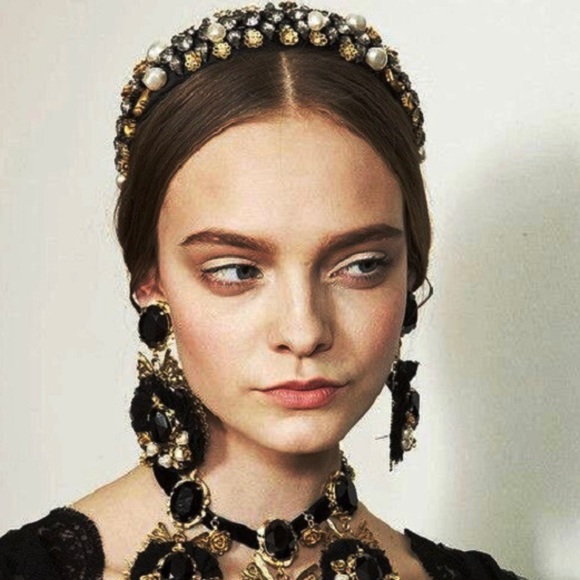 Dolce and Gabbana haute couture inspired earrings - Picture 4 of 4